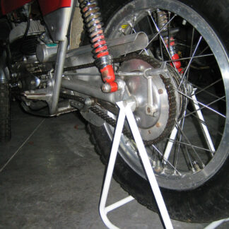 Caballete Eje Trasero - Exposicion-blanco