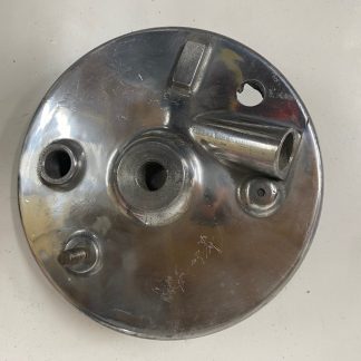 Front brake shoe holder with drainage hole