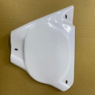 Tapa lateral izquierda plastico